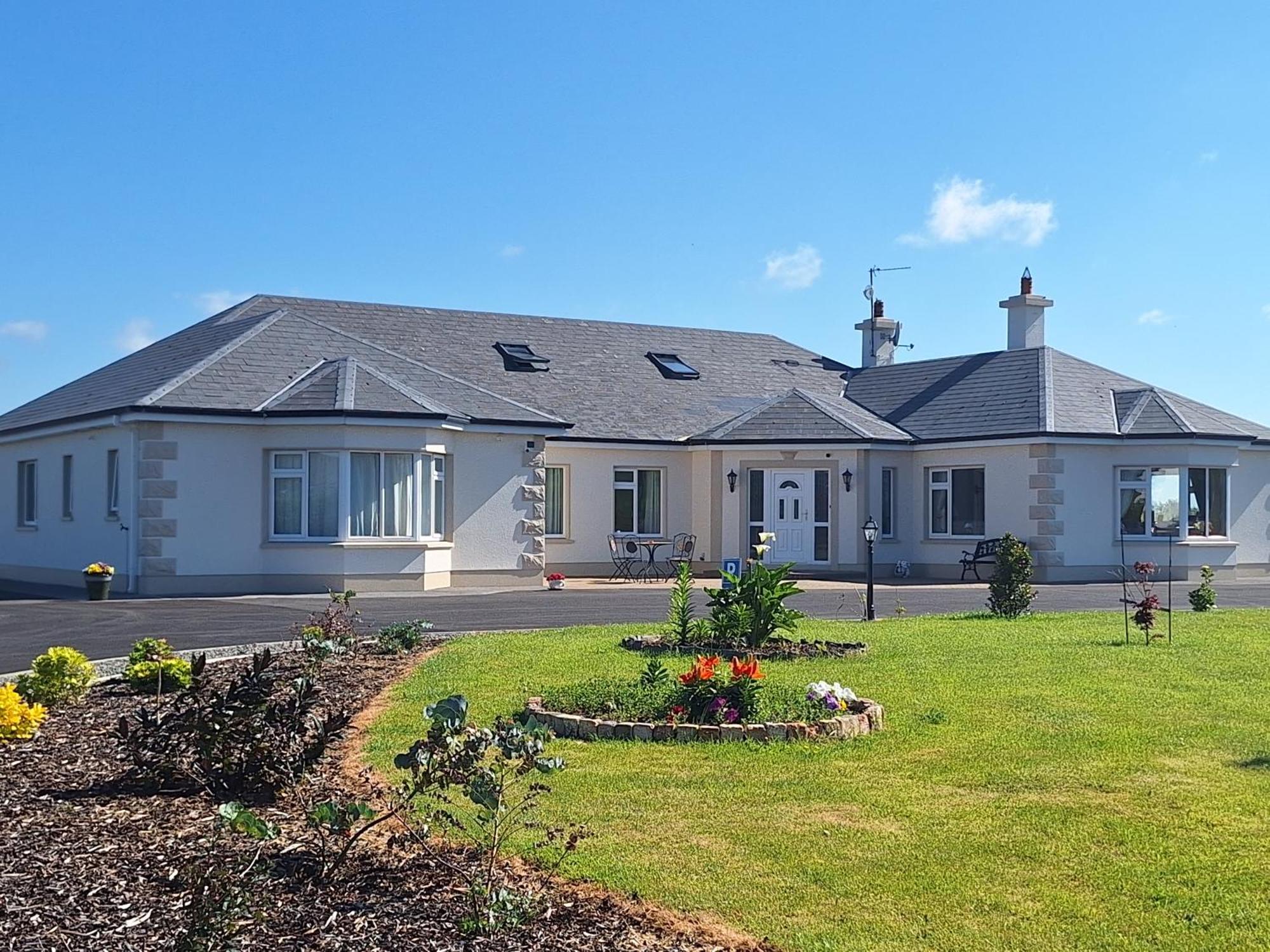 Ballnamona House Cong Exterior photo